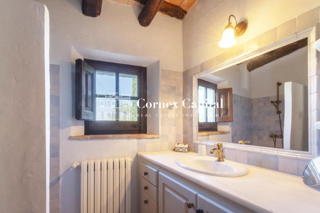Maison de Ville de 4 chambres à louer à Vilopriu avec piscine garage - 10 000 € (Ref: 8398991)