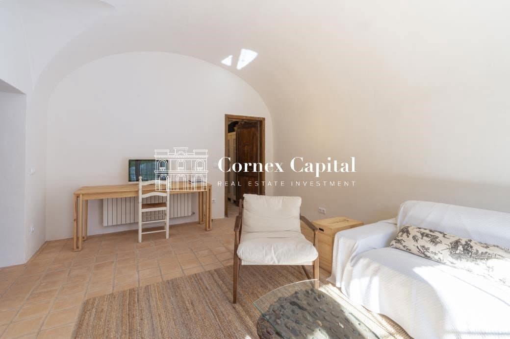 Maison de Ville de 4 chambres à louer à Vilopriu avec piscine garage - 10 000 € (Ref: 8398991)