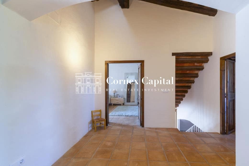 Maison de Ville de 4 chambres à louer à Vilopriu avec piscine garage - 10 000 € (Ref: 8398991)