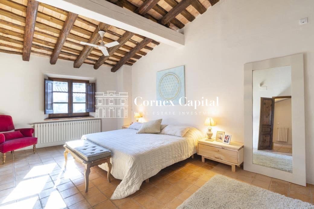 Maison de Ville de 4 chambres à louer à Vilopriu avec piscine garage - 10 000 € (Ref: 8398991)