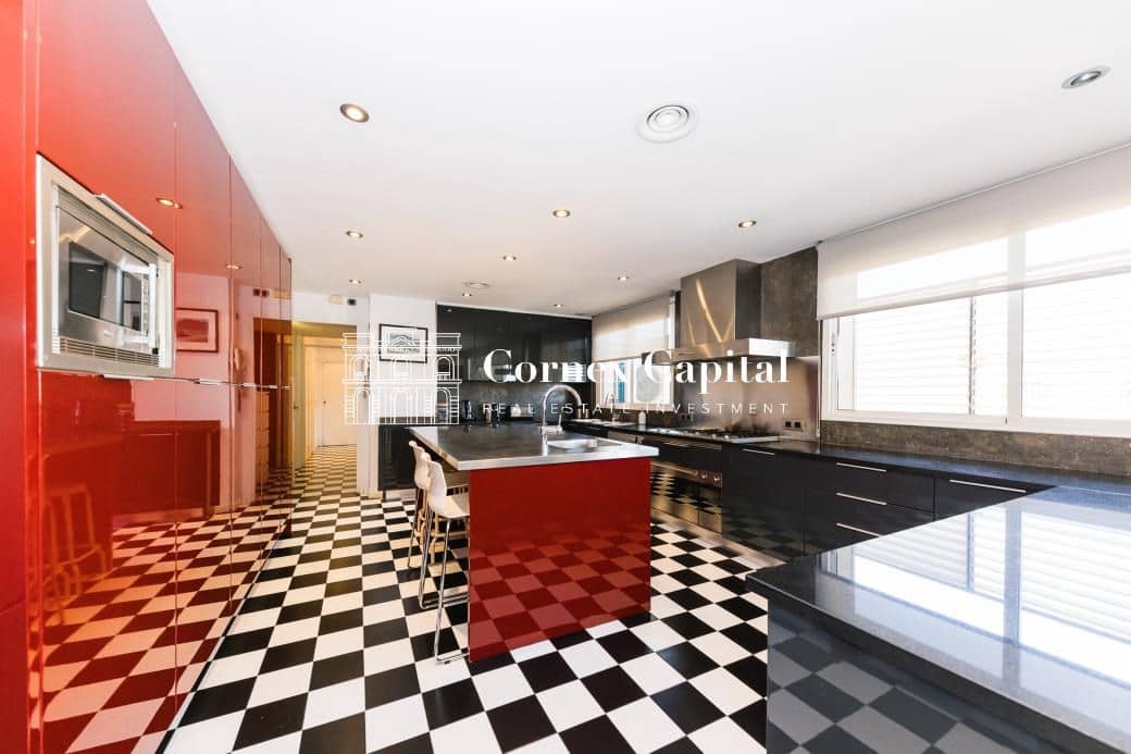5 sovrum Lägenhet att hyra i Barcelona stad med garage - 17 000 € (Ref: 8526989)