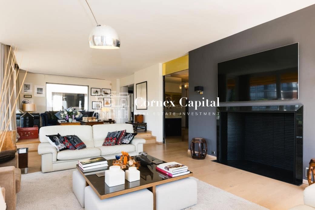 5 slaapkamer Appartement te huur in Barcelona stad met garage - € 17.000 (Ref: 8526989)