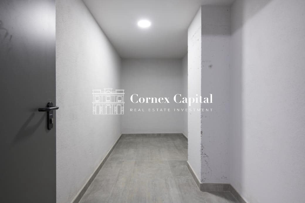 4 soveværelse Lejlighed til salg i Esplugues de Llobregat med swimmingpool garage - € 2.211.000 (Ref: 8576487)