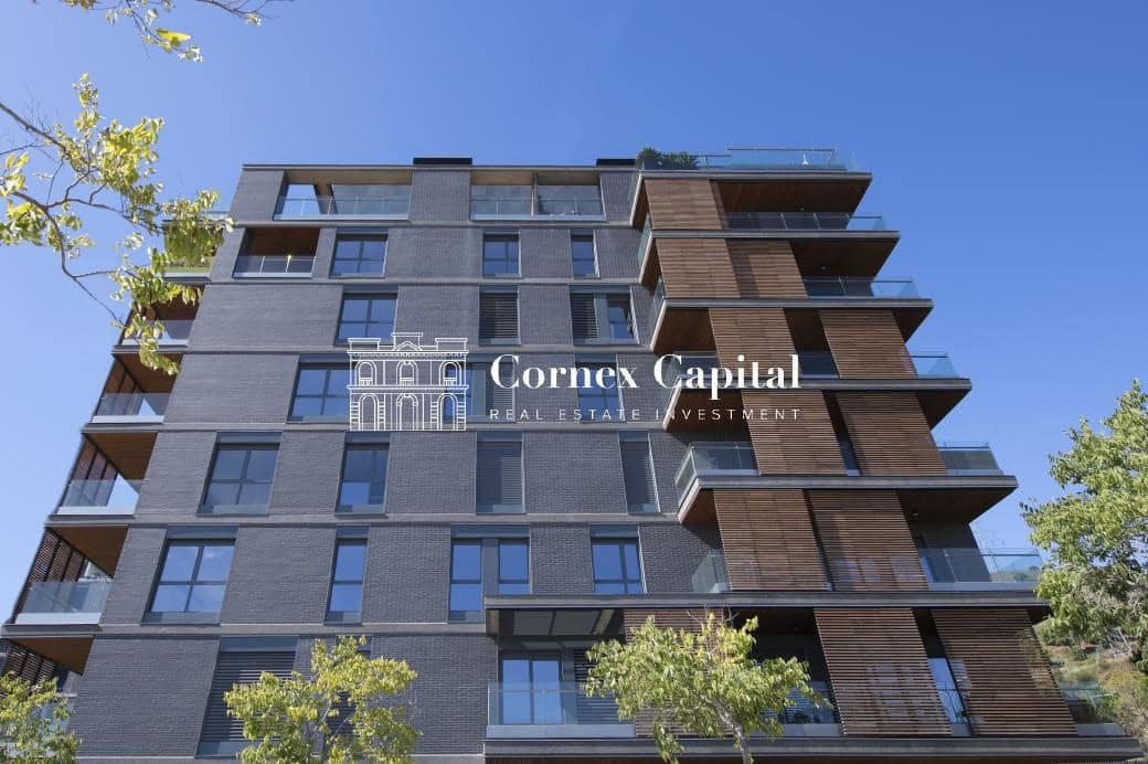 4 soveværelse Lejlighed til salg i Esplugues de Llobregat med swimmingpool garage - € 2.211.000 (Ref: 8576487)