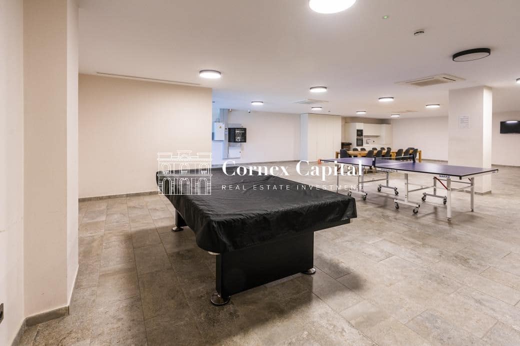 4 soveværelse Lejlighed til salg i Esplugues de Llobregat med swimmingpool garage - € 2.211.000 (Ref: 8576487)