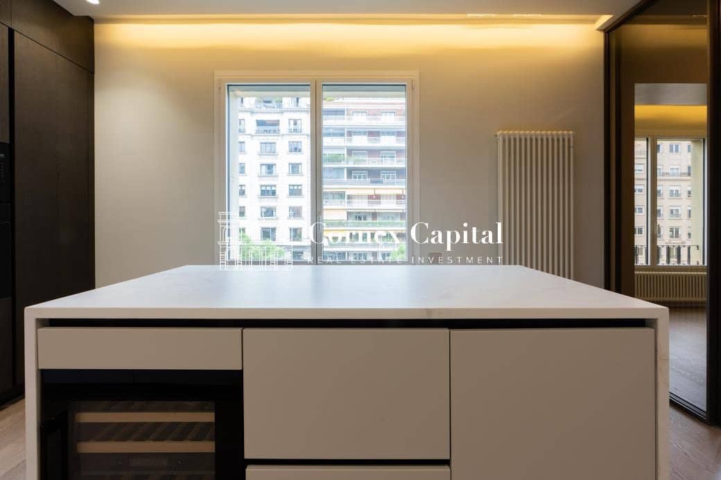 Apartamento de 5 habitaciones en Barcelona ciudad en venta - 4.400.000 € (Ref: 8755450)