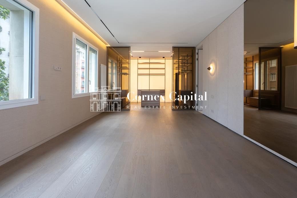 Apartamento de 5 habitaciones en Barcelona ciudad en venta - 4.400.000 € (Ref: 8755450)