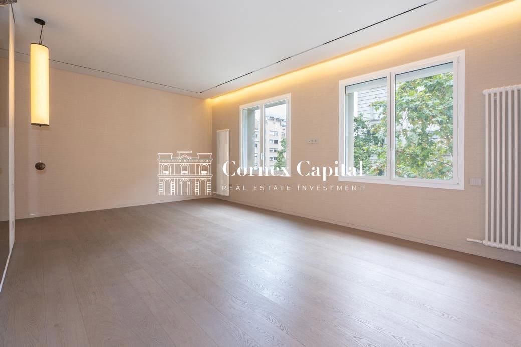 Apartamento de 5 habitaciones en Barcelona ciudad en venta - 4.400.000 € (Ref: 8755450)