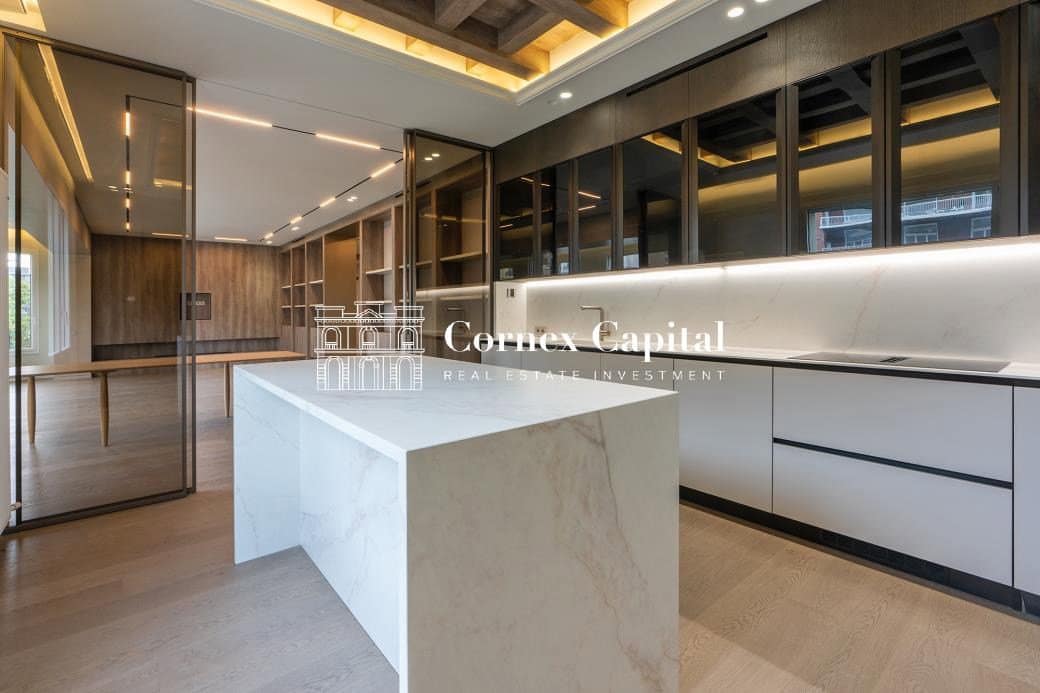 Apartamento de 5 habitaciones en Barcelona ciudad en venta - 4.400.000 € (Ref: 8755450)