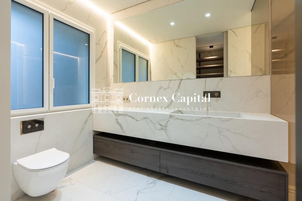 Apartamento de 5 habitaciones en Barcelona ciudad en venta - 4.400.000 € (Ref: 8755450)