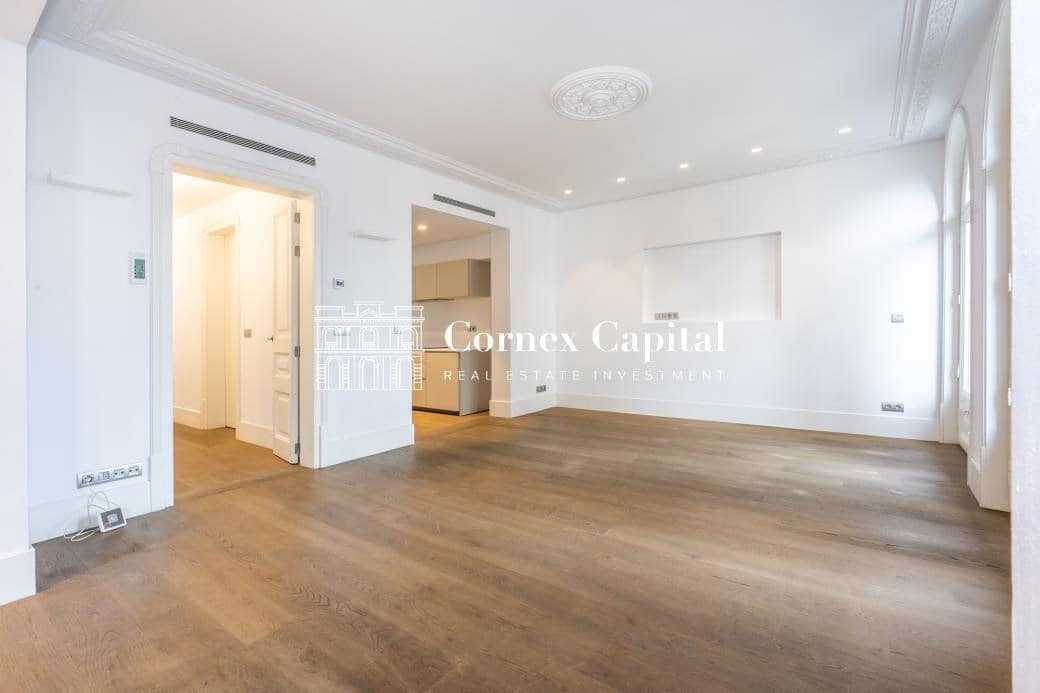 2 soveværelse Lejlighed til salg i Barcelona by med garage - € 1.700.000 (Ref: 8766828)