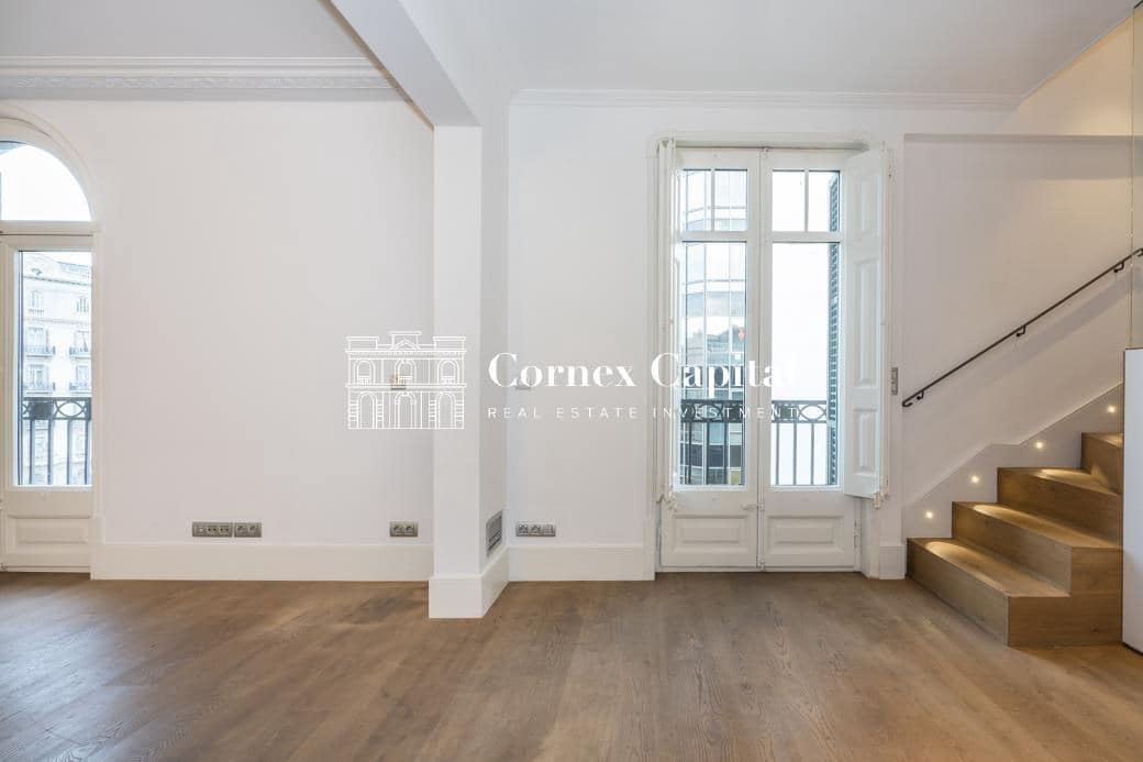 2 soveværelse Lejlighed til salg i Barcelona by med garage - € 1.700.000 (Ref: 8766828)