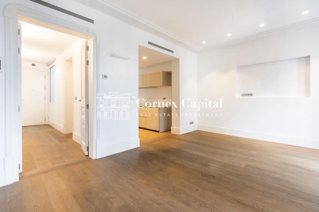 2 soveværelse Lejlighed til salg i Barcelona by med garage - € 1.700.000 (Ref: 8766828)