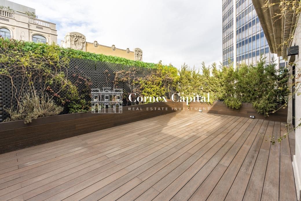 2 soveværelse Lejlighed til salg i Barcelona by med garage - € 1.700.000 (Ref: 8766828)