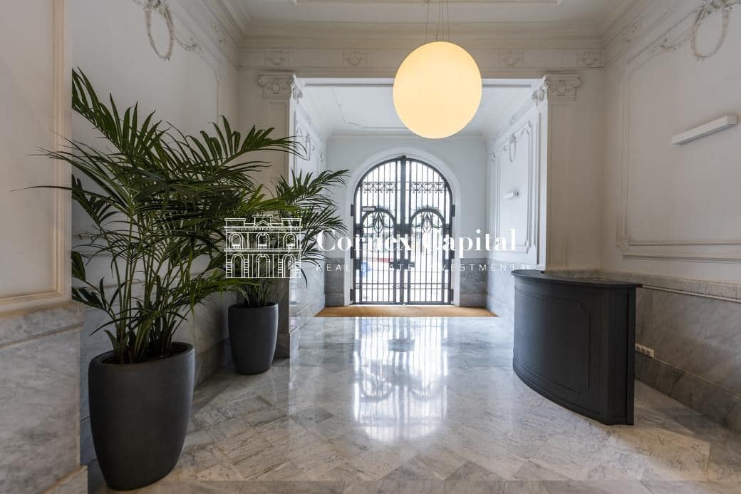 2 soveværelse Lejlighed til salg i Barcelona by med garage - € 1.700.000 (Ref: 8766828)