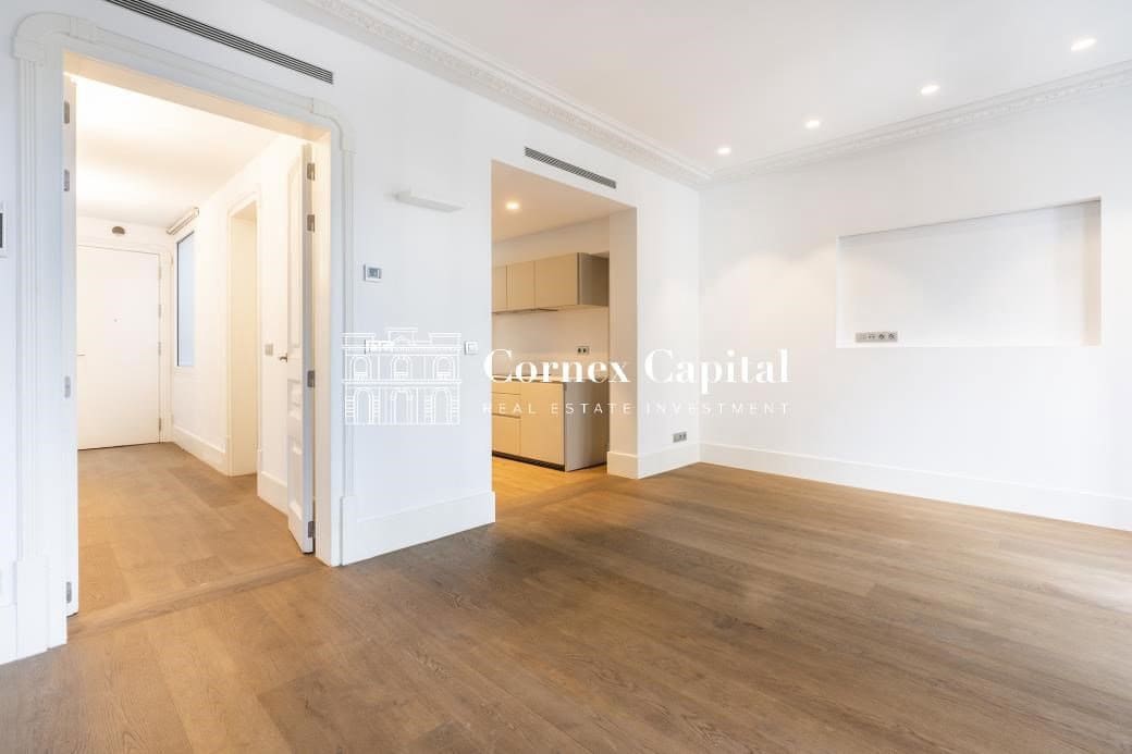 2 slaapkamer Appartement te koop in Barcelona stad met garage - € 1.700.000 (Ref: 8766828)
