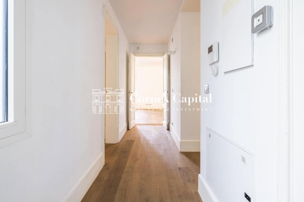 2 slaapkamer Appartement te koop in Barcelona stad met garage - € 1.700.000 (Ref: 8766828)