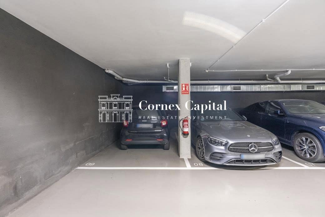 2 slaapkamer Appartement te koop in Barcelona stad met garage - € 1.700.000 (Ref: 8766828)