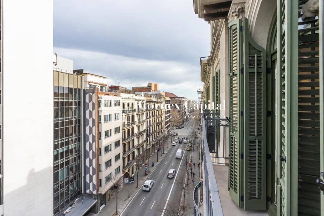 2 slaapkamer Appartement te koop in Barcelona stad met garage - € 1.700.000 (Ref: 8766828)