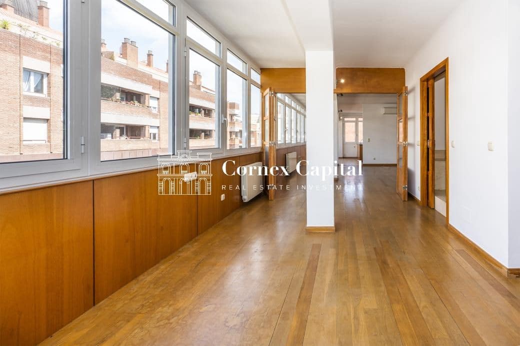 2 soveværelse Lejlighed til salg i Barcelona by - € 777.000 (Ref: 8924283)