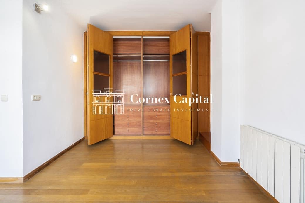 2 soveværelse Lejlighed til salg i Barcelona by - € 777.000 (Ref: 8924283)