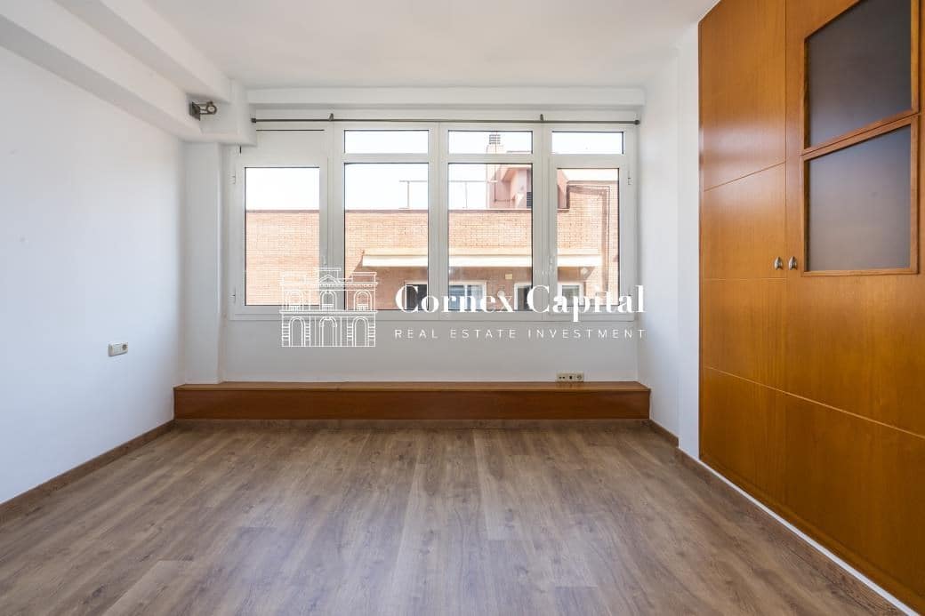 2 soveværelse Lejlighed til salg i Barcelona by - € 777.000 (Ref: 8924283)