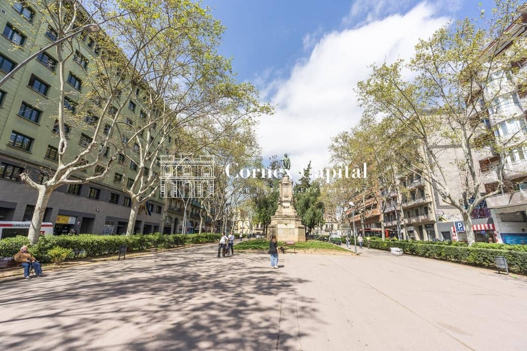 2 slaapkamer Appartement te koop in Barcelona stad - € 777.000 (Ref: 8924283)