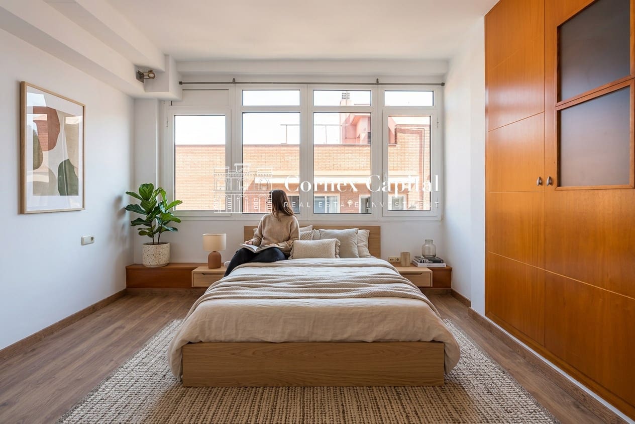 2 slaapkamer Appartement te koop in Barcelona stad - € 777.000 (Ref: 8924283)