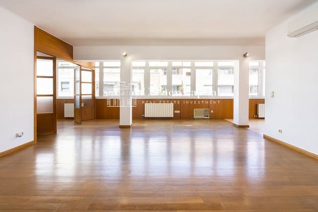 2 soveværelse Lejlighed til salg i Gràcia, Barcelona by - € 777.000 (Ref: 8924283)