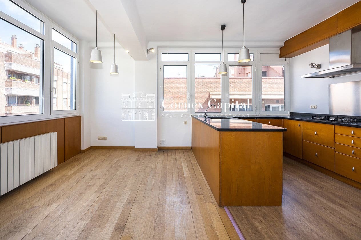 2 sypialnia Apartament na sprzedaż w Miasto Barcelona - 777 000 € (Ref: 8924283)