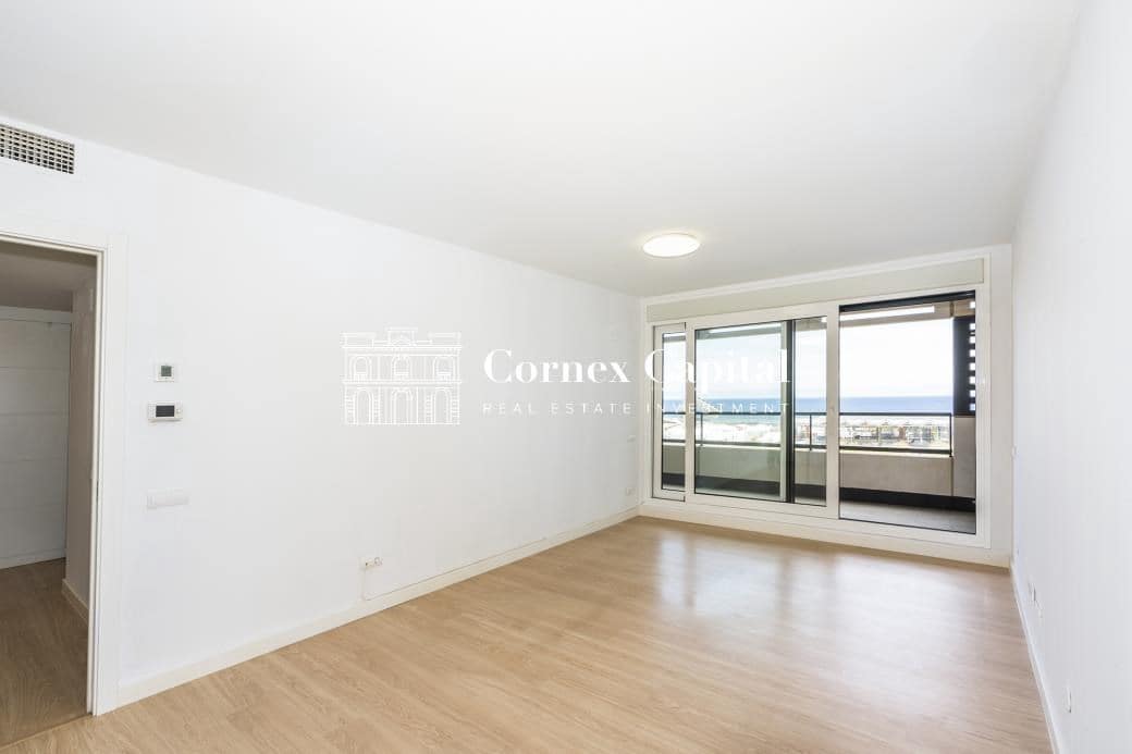 3 soveværelse Lejlighed til salg i Barcelona by med swimmingpool garage - € 889.000 (Ref: 8937299)