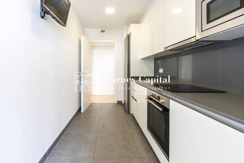 3 soveværelse Lejlighed til salg i Barcelona by med swimmingpool garage - € 889.000 (Ref: 8937299)