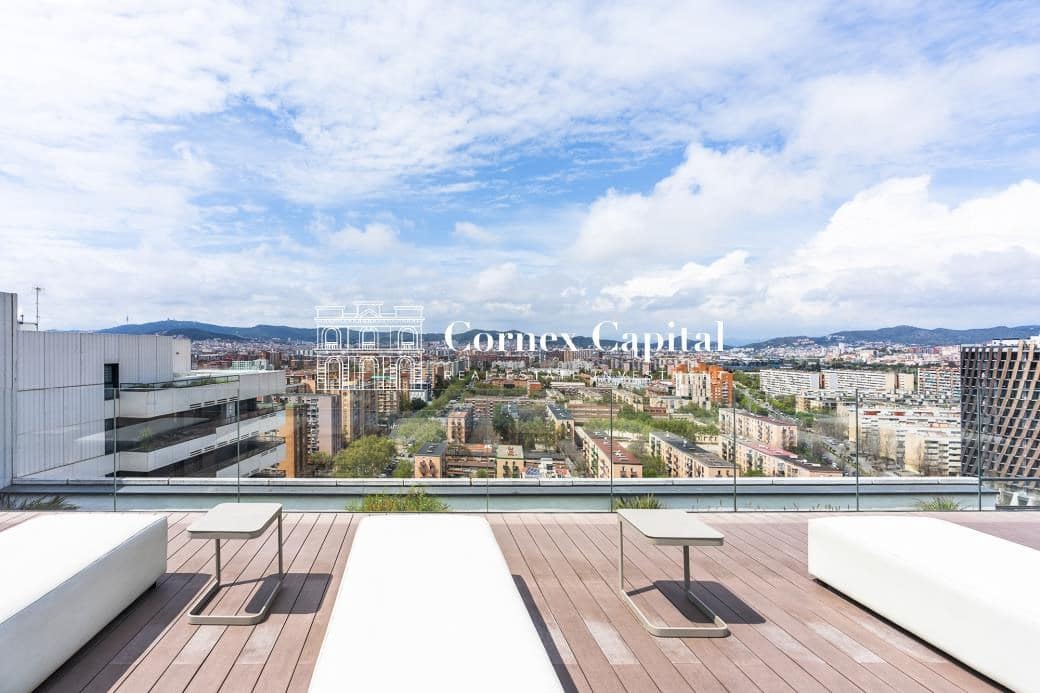 3 soveværelse Lejlighed til salg i Barcelona by med swimmingpool garage - € 889.000 (Ref: 8937299)