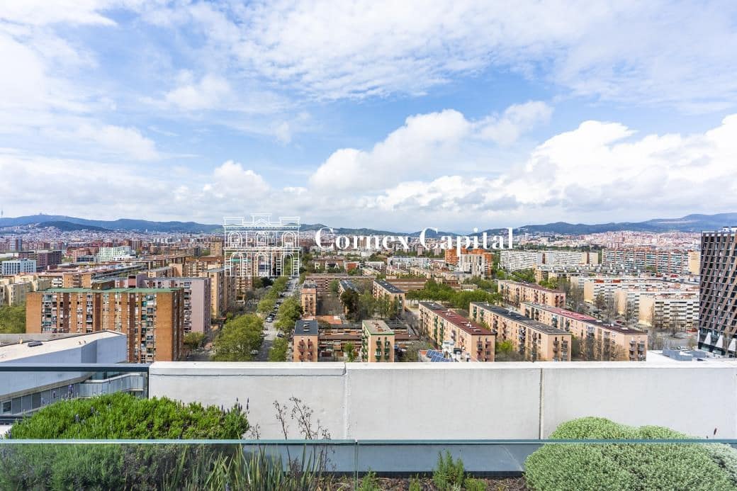 3 soveværelse Lejlighed til salg i Barcelona by med swimmingpool garage - € 889.000 (Ref: 8937299)