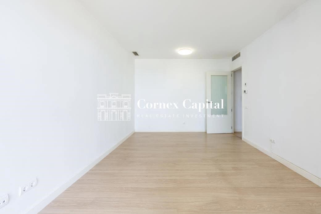 3 soveværelse Lejlighed til salg i Barcelona by med swimmingpool garage - € 889.000 (Ref: 8937299)