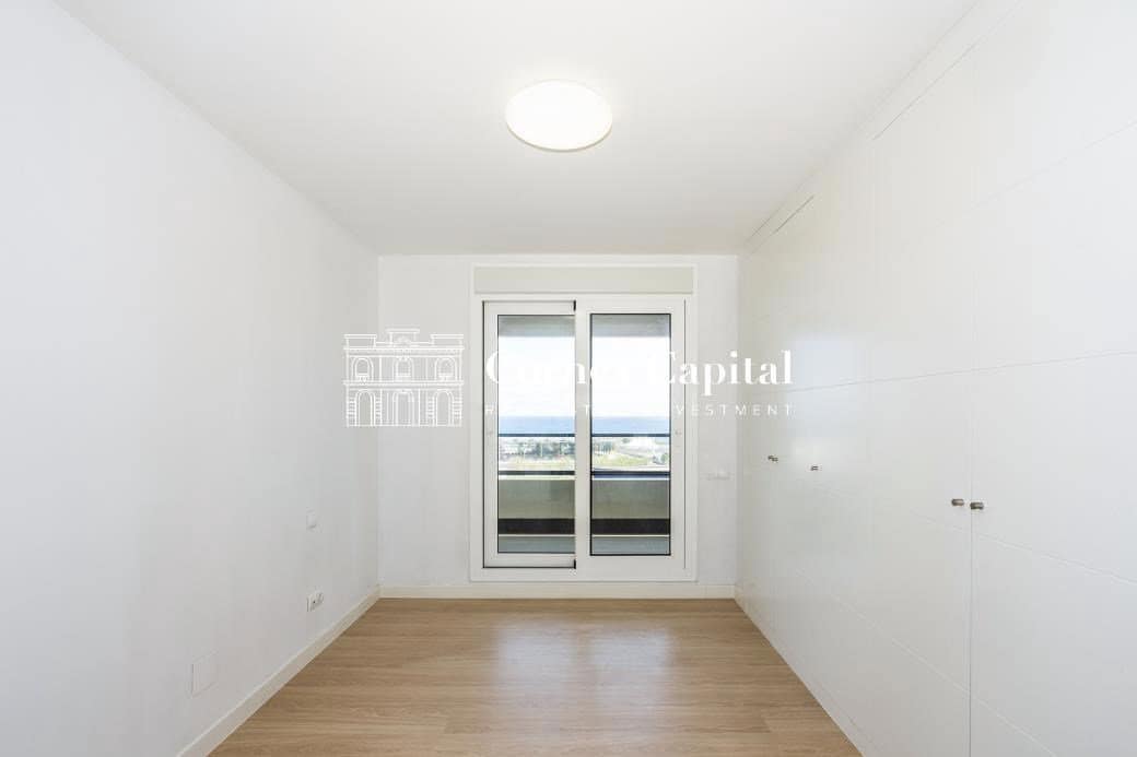 3 soveværelse Lejlighed til salg i Barcelona by med swimmingpool garage - € 889.000 (Ref: 8937299)