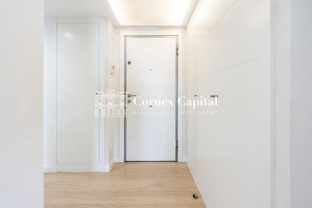 3 soveværelse Lejlighed til salg i Barcelona by med swimmingpool garage - € 889.000 (Ref: 8937299)