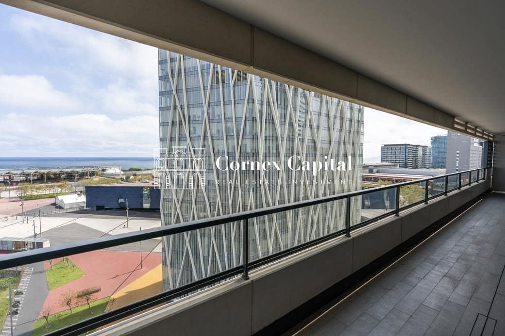 3 soveværelse Lejlighed til salg i Barcelona by med swimmingpool garage - € 889.000 (Ref: 8937299)
