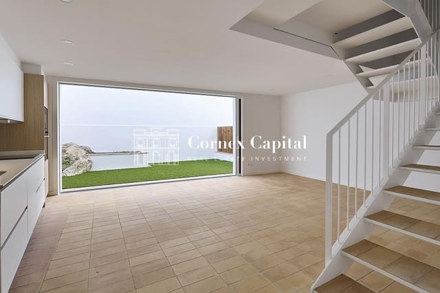 5 slaapkamer Rijtjeshuis te koop in L'Escala met garage - € 625.000 (Ref: 8961637)