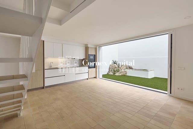 5 slaapkamer Rijtjeshuis te koop in L'Escala met garage - € 625.000 (Ref: 8961637)