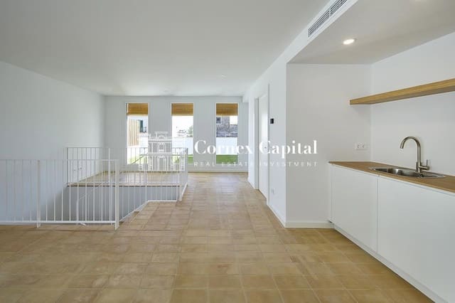 5 slaapkamer Rijtjeshuis te koop in L'Escala met garage - € 625.000 (Ref: 8961637)