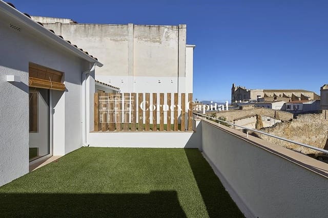 5 slaapkamer Rijtjeshuis te koop in L'Escala met garage - € 625.000 (Ref: 8961637)