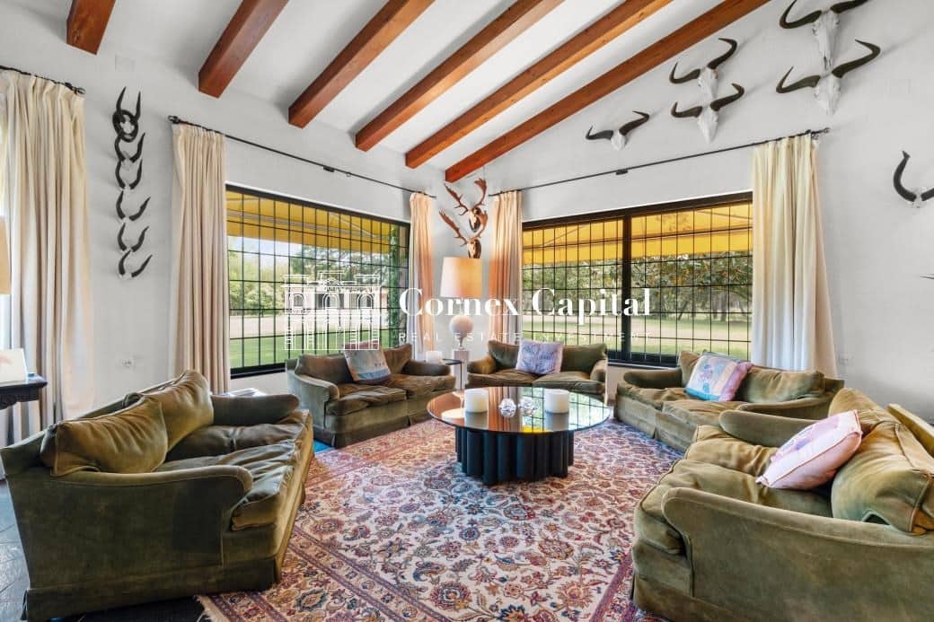 10 soverom Villa til salgs i Mont-ras med svømmebasseng garasje - € 2 950 000 (Ref: 9104685)