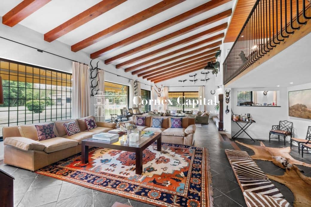 10 soverom Villa til salgs i Mont-ras med svømmebasseng garasje - € 2 950 000 (Ref: 9104685)