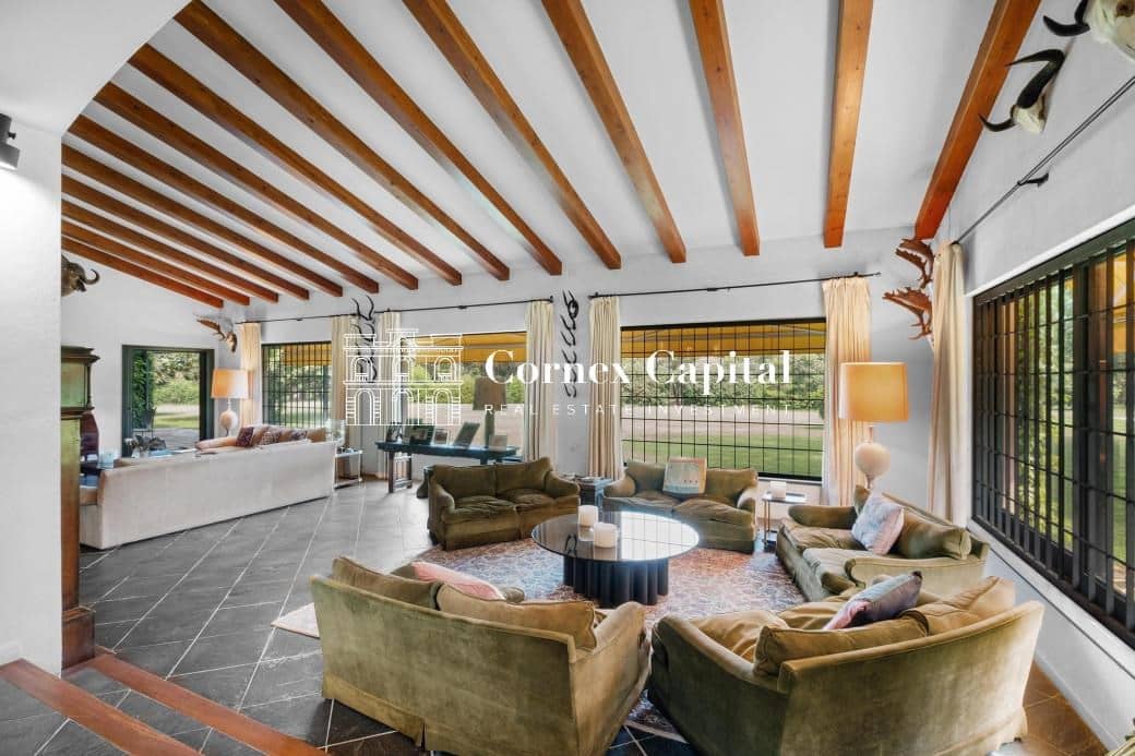 10 soverom Villa til salgs i Mont-ras med svømmebasseng garasje - € 2 950 000 (Ref: 9104685)