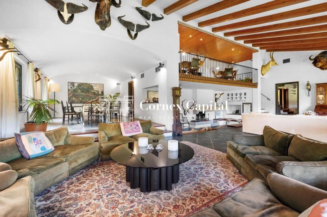 10 soverom Villa til salgs i Mont-ras med svømmebasseng garasje - € 2 950 000 (Ref: 9104685)