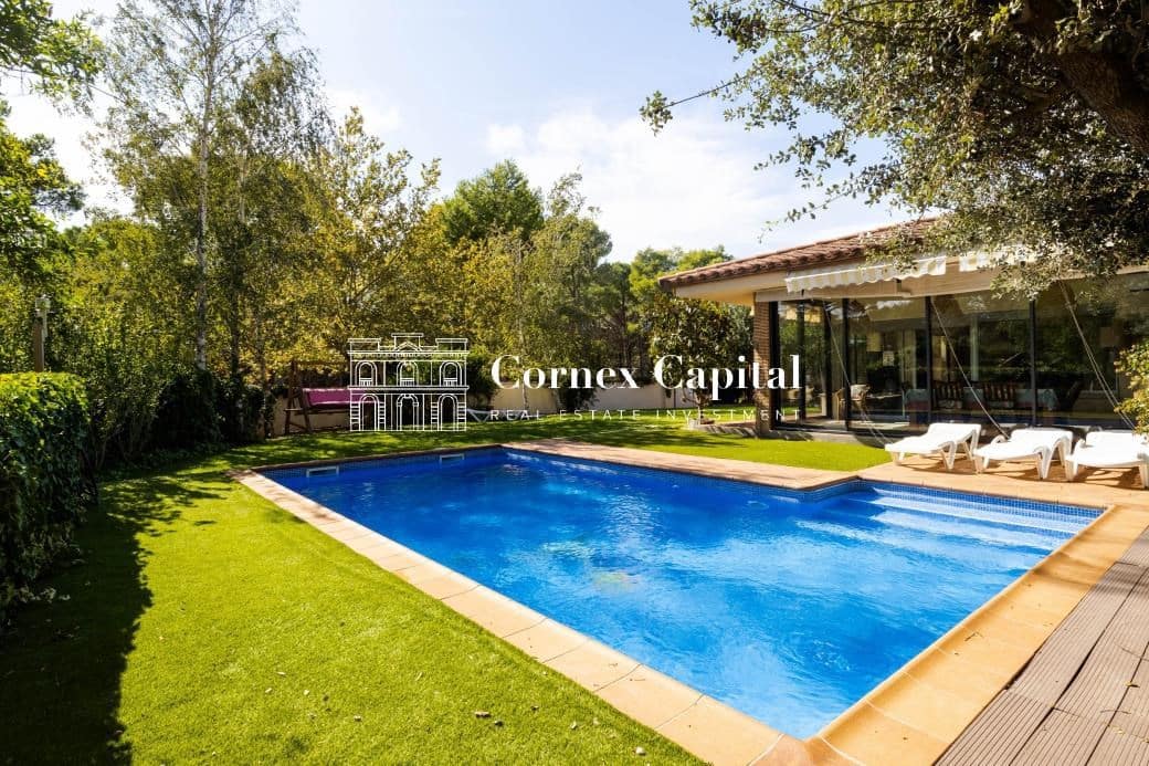 6 Zimmer Villa zu verkaufen in L'Escala mit Pool Garage - 1.190.000 € (Ref: 9116122)