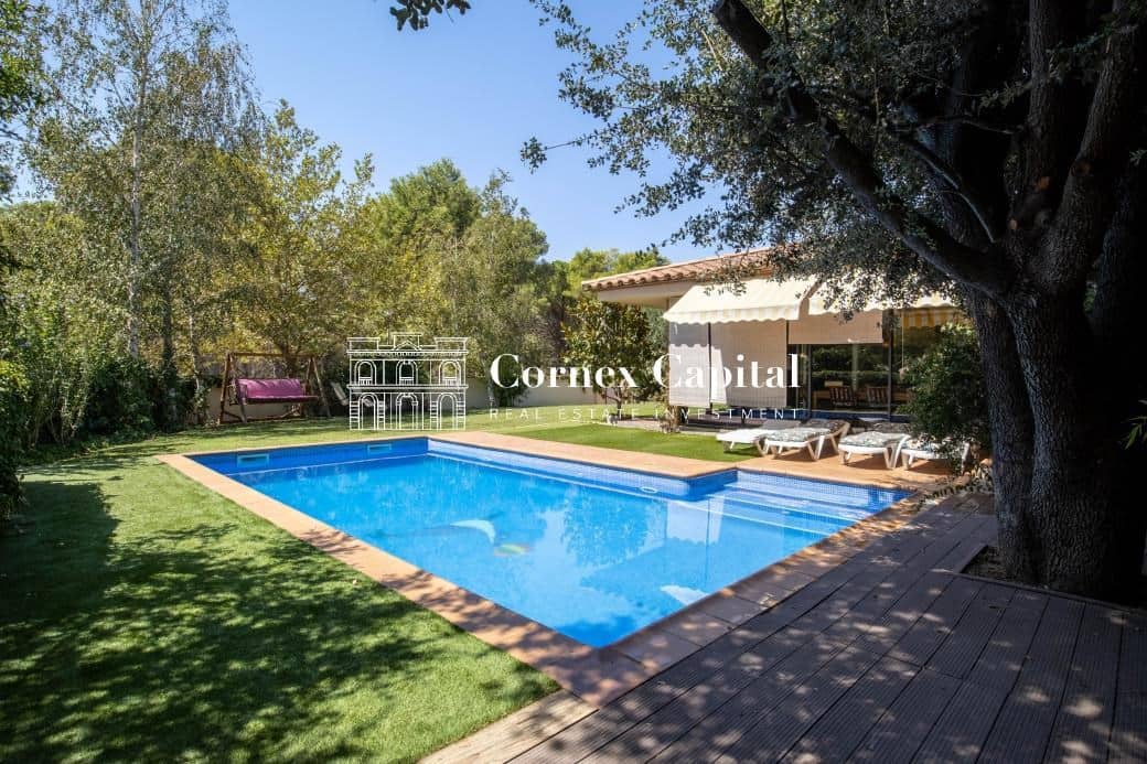 6 Zimmer Villa zu verkaufen in L'Escala mit Pool Garage - 1.190.000 € (Ref: 9116122)