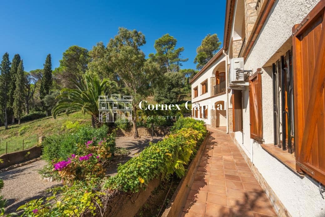 6 sovrum Villa till salu i L'Estartit med pool garage - 1 150 000 € (Ref: 9165808)