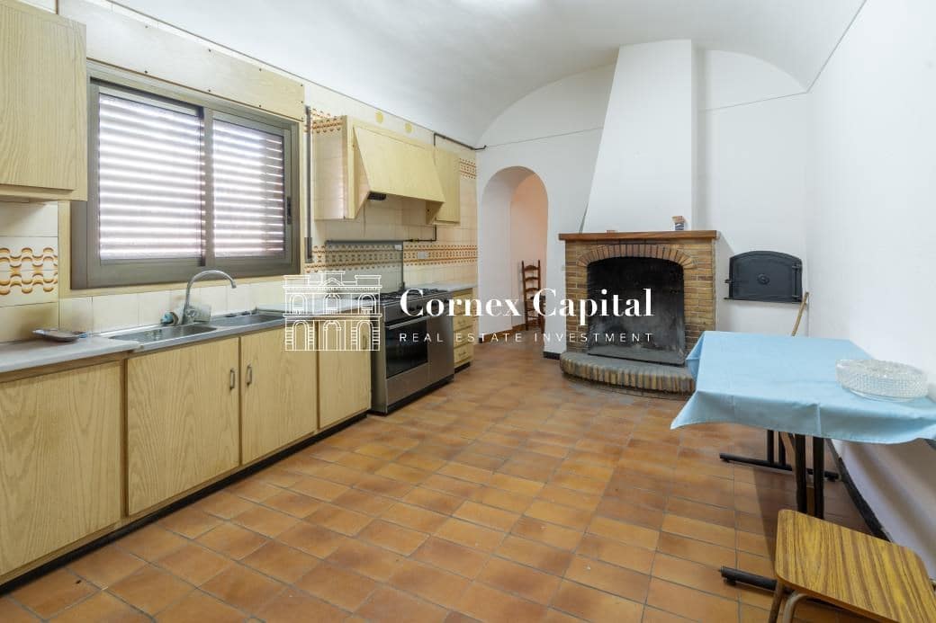 5 soveværelse Finca/Landehus til salg i Ullastret med garage - € 1.150.000 (Ref: 9188490)